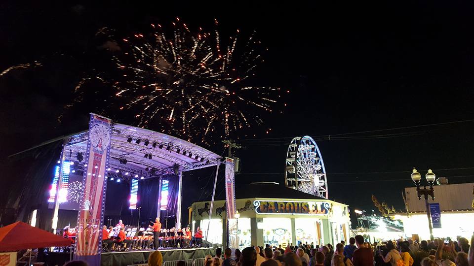 Salvation Army Pier Festival At Town Square Old Orchard